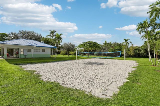 2650 S Course Drive Unit 308, Pompano Beach, FL 33069