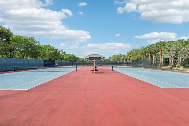 2650 S Course Drive Unit 308, Pompano Beach, FL 33069