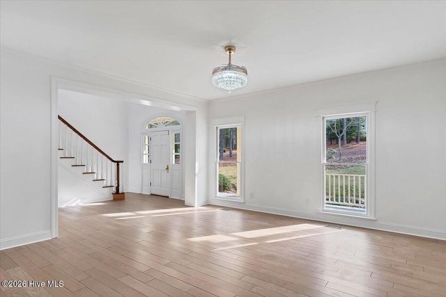 12 Lochdon Court, Pinehurst, NC 28374