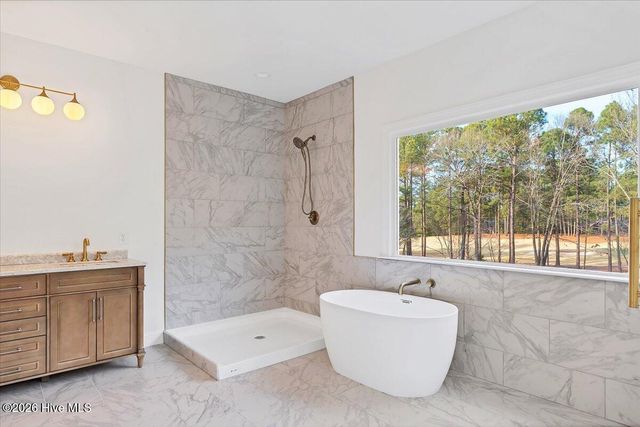 12 Lochdon Court, Pinehurst, NC 28374