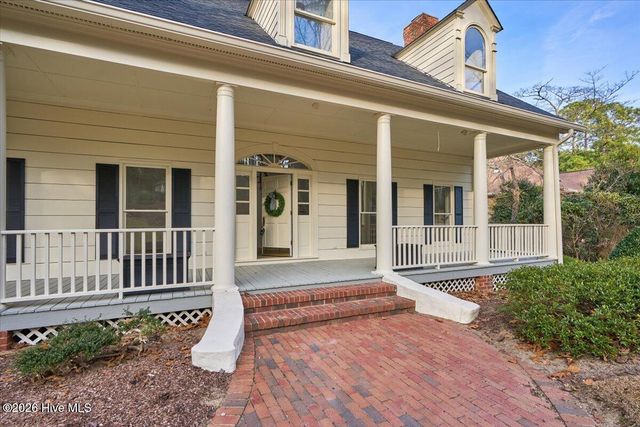 12 Lochdon Court, Pinehurst, NC 28374