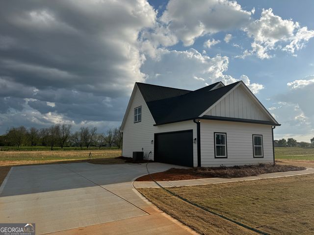 160 Melville Brown Road, Williamson, GA 30292