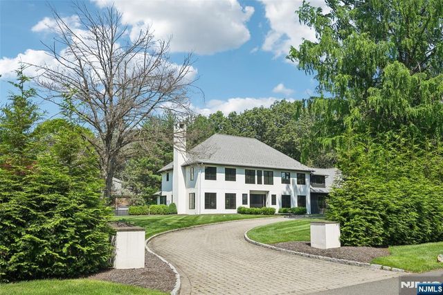 58 Twin Brooks Road, Saddle River, NJ 07458