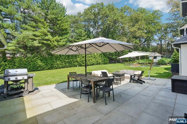 58 Twin Brooks Road, Saddle River, NJ 07458