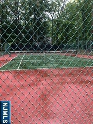 58 Twin Brooks Road, Saddle River, NJ 07458