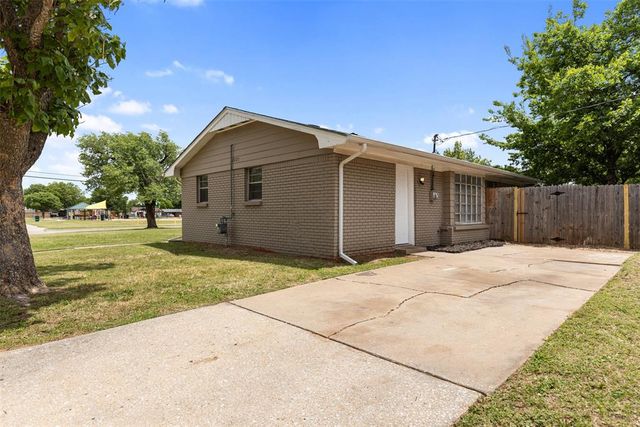 8221 N Harvey Avenue, Oklahoma City, OK 73114