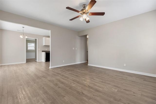 8221 N Harvey Avenue, Oklahoma City, OK 73114