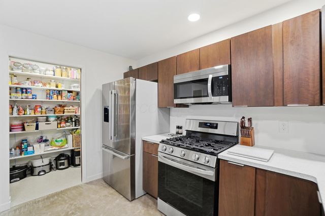 122 Mill Street, Pataskala, OH 43062