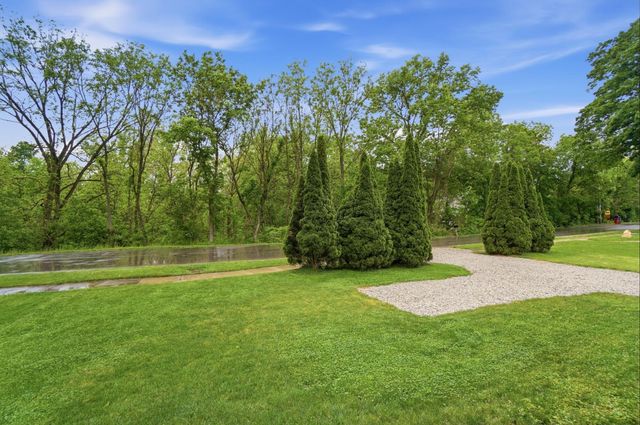 122 Mill Street, Pataskala, OH 43062