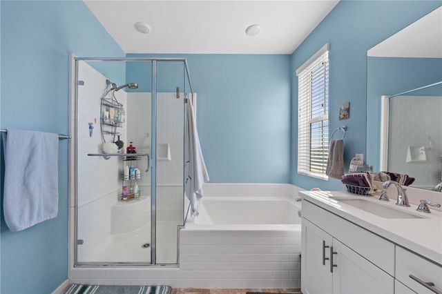 27448 Clarise Ln, Murrieta, CA 92562