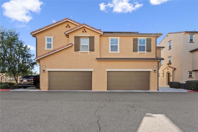 27448 Clarise Ln, Murrieta, CA 92562