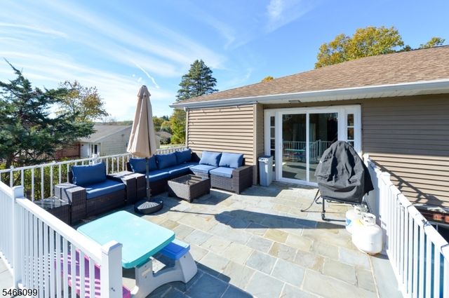 32 Mohawk, West Milford Twp., NJ 07480