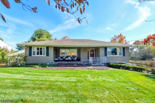 32 Mohawk, West Milford Twp., NJ 07480