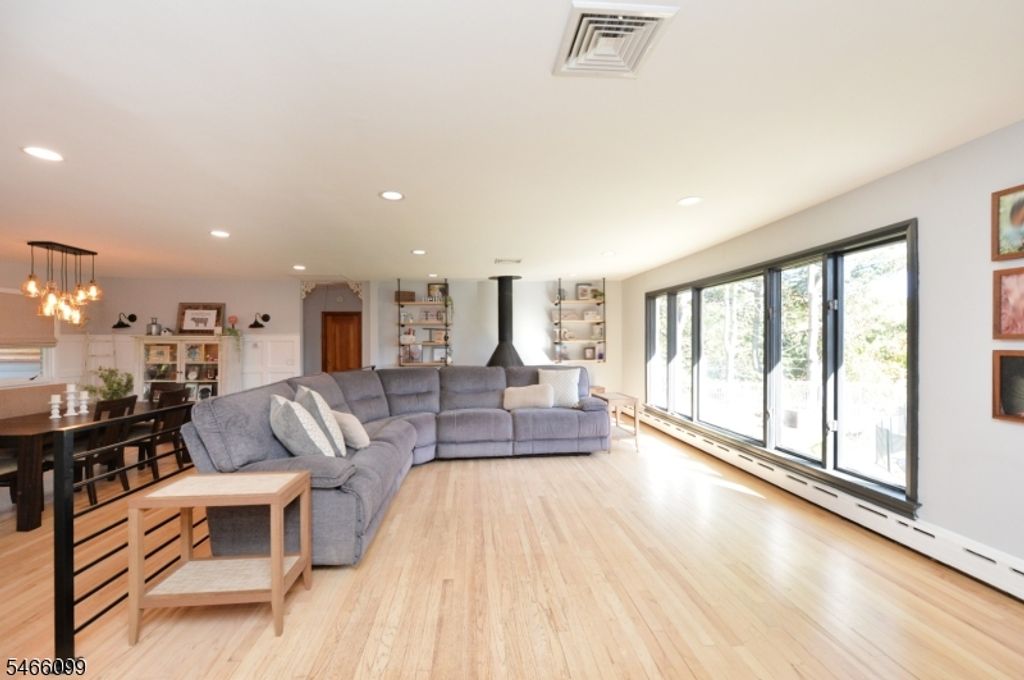 32 Mohawk, West Milford Twp., NJ 07480