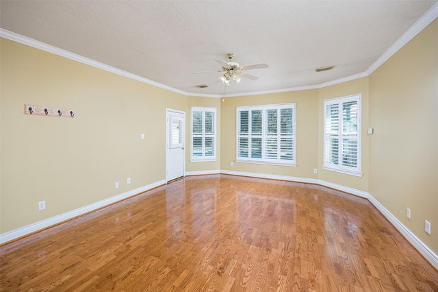 2802 Mossy Log Court, Houston, TX 77084