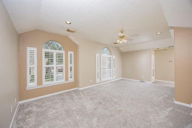 2802 Mossy Log Court, Houston, TX 77084