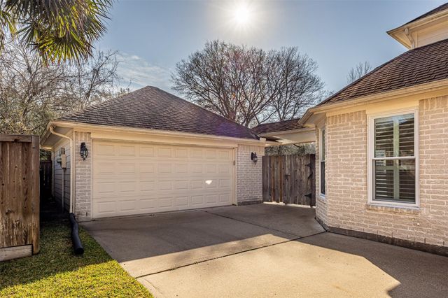 2802 Mossy Log Court, Houston, TX 77084