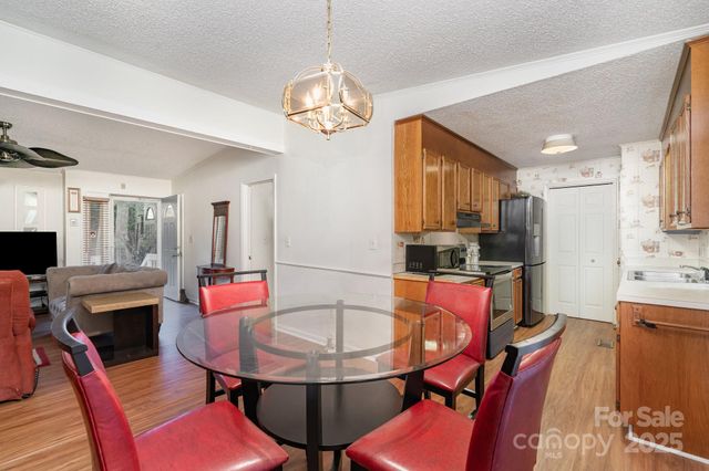 8031 Gera Emma Drive, Charlotte, NC 28215