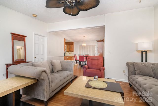 8031 Gera Emma Drive, Charlotte, NC 28215