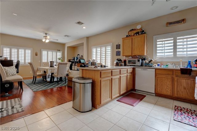 3802 Nestled Oak Avenue, North Las Vegas, NV 89031