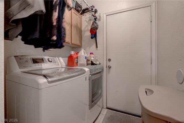 3802 Nestled Oak Avenue, North Las Vegas, NV 89031