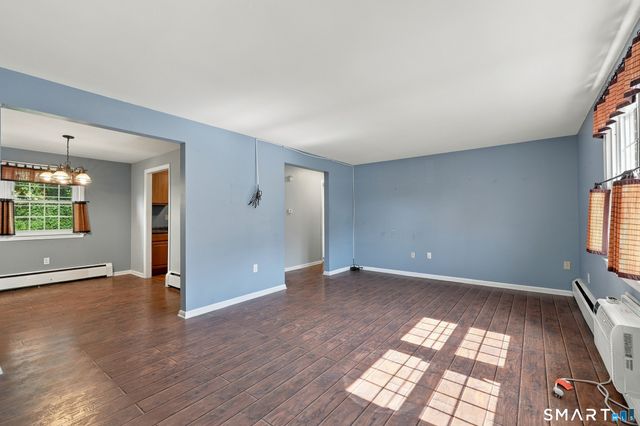 45 Brewster Road B, Glastonbury, CT 06033