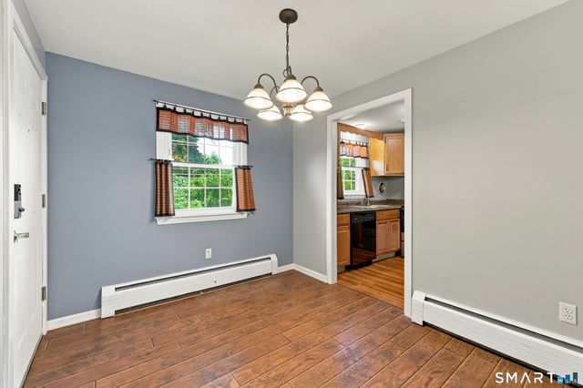 45 Brewster Road B, Glastonbury, CT 06033