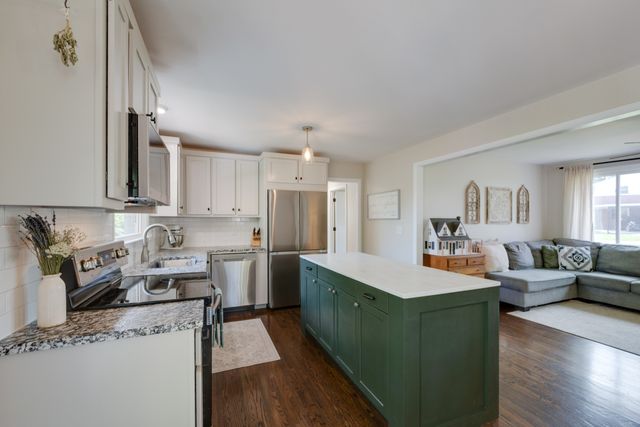 216 Bonnabrook Dr, Hermitage, TN 37076