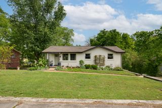 216 Bonnabrook Dr, Hermitage, TN 37076