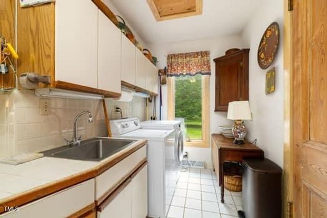 216 Chavasse Avenue, Henderson, NC 27536