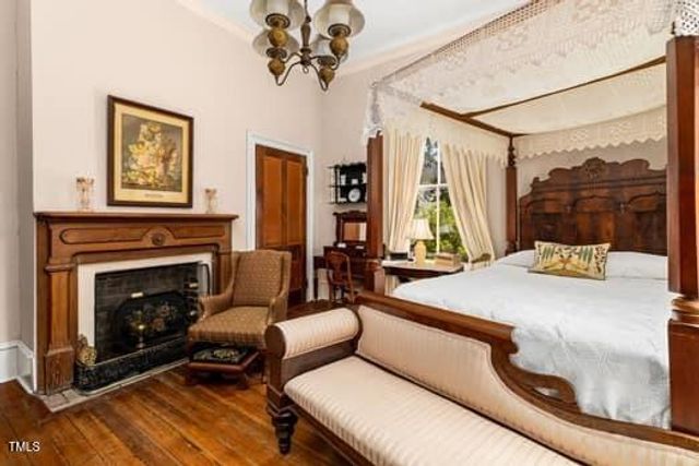 216 Chavasse Avenue, Henderson, NC 27536