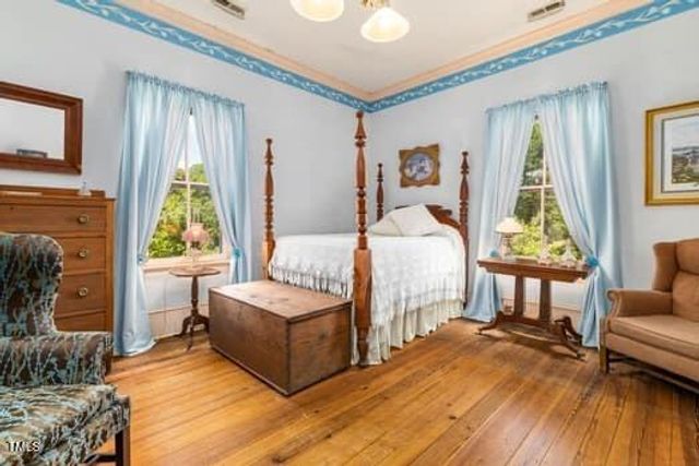 216 Chavasse Avenue, Henderson, NC 27536