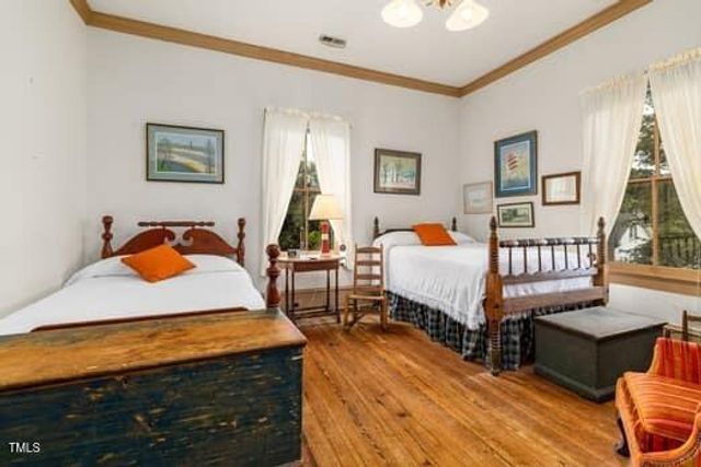 216 Chavasse Avenue, Henderson, NC 27536