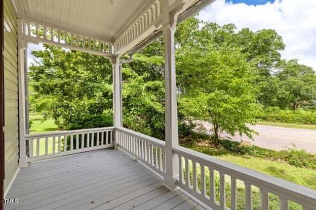 216 Chavasse Avenue, Henderson, NC 27536