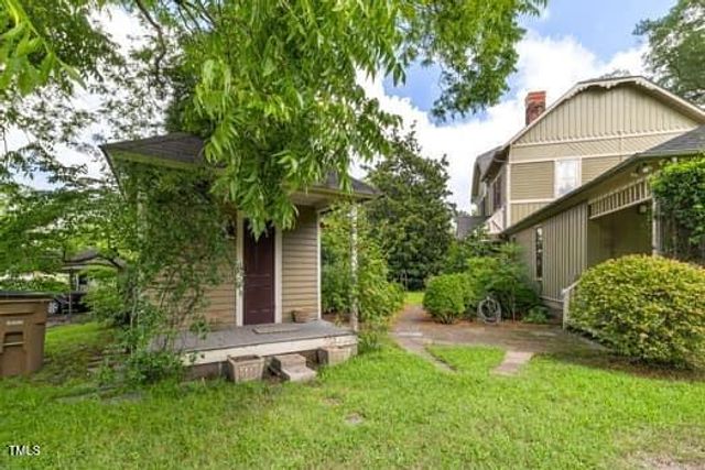 216 Chavasse Avenue, Henderson, NC 27536