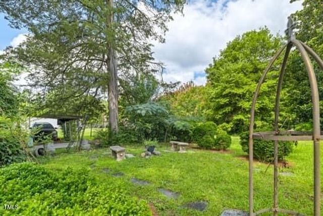 216 Chavasse Avenue, Henderson, NC 27536