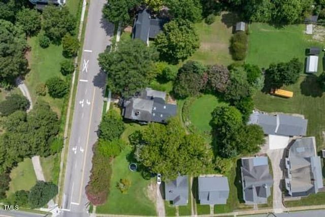 216 Chavasse Avenue, Henderson, NC 27536