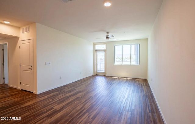 2050 W SOUTHERN Avenue 3, Phoenix, AZ 85041