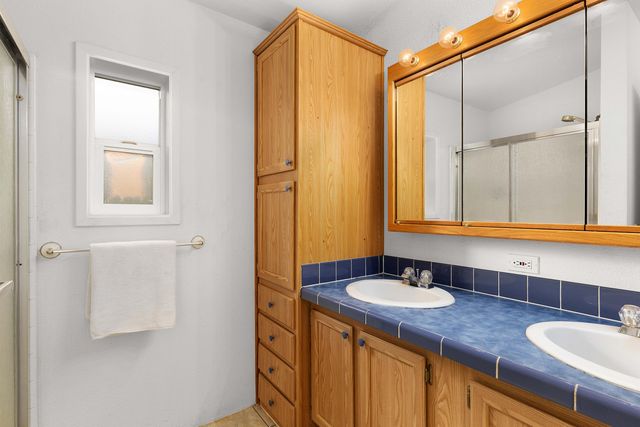 5290 Goodrich Highway, Oakland, OR 97462