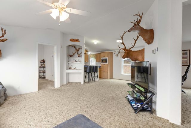 5290 Goodrich Highway, Oakland, OR 97462