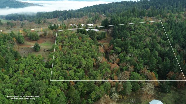 5290 Goodrich Highway, Oakland, OR 97462