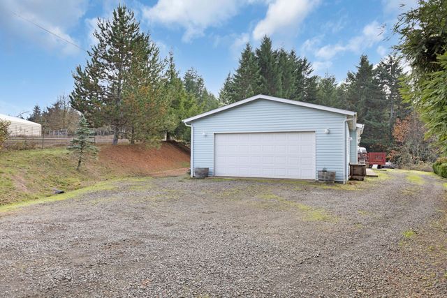 5290 Goodrich Highway, Oakland, OR 97462