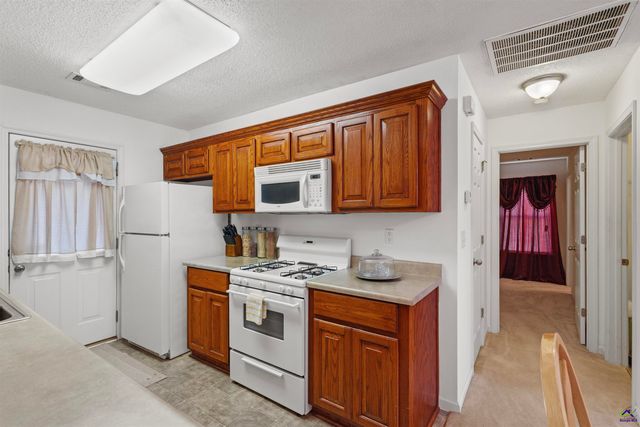 1275 Ross Street Lane, Macon, GA 31201