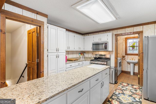 354 Harrison Circle, Hiawassee, GA 30546