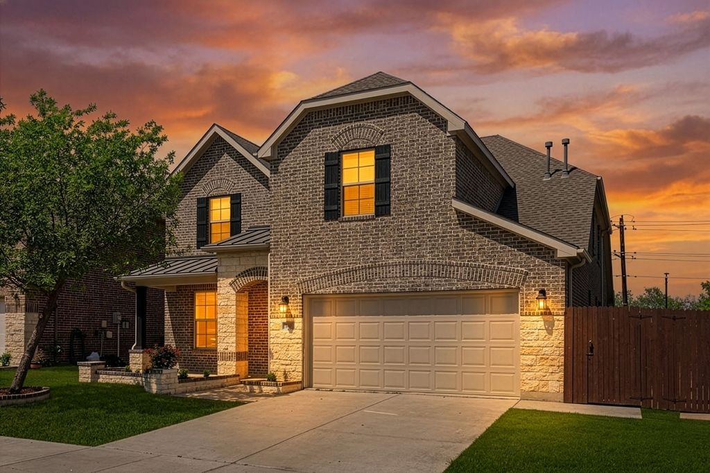 740 Sundrop Drive, Little Elm, TX 75068 — photo 2