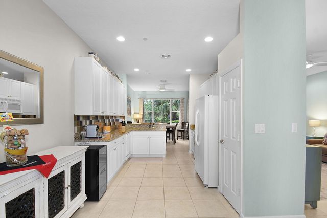 253 SW Otter Run Place, Stuart, FL 34997