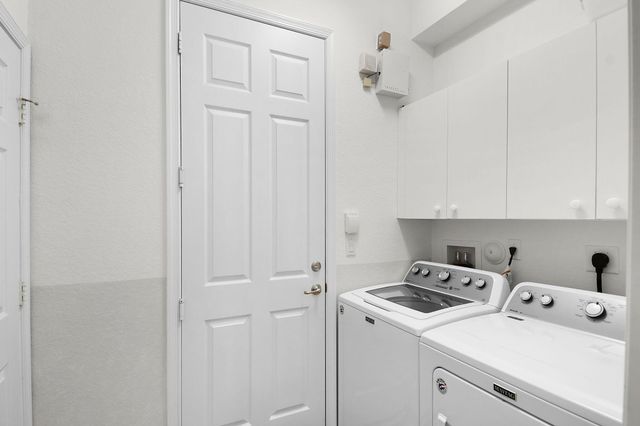 253 SW Otter Run Place, Stuart, FL 34997