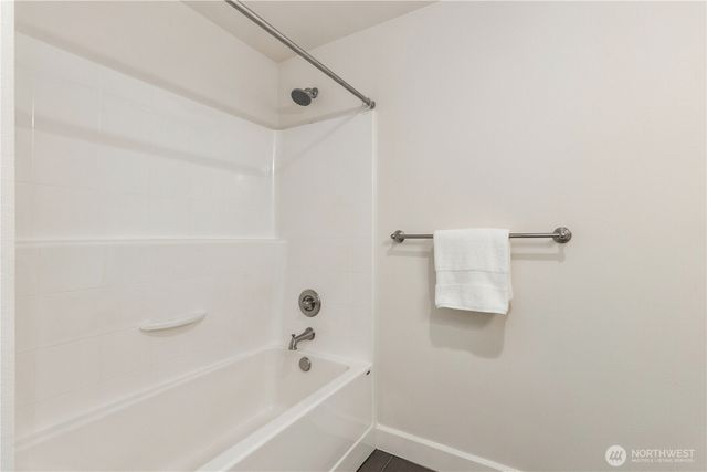 22977 SE 18th PL, Sammamish, WA 98075