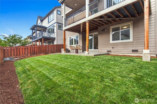 22977 SE 18th PL, Sammamish, WA 98075