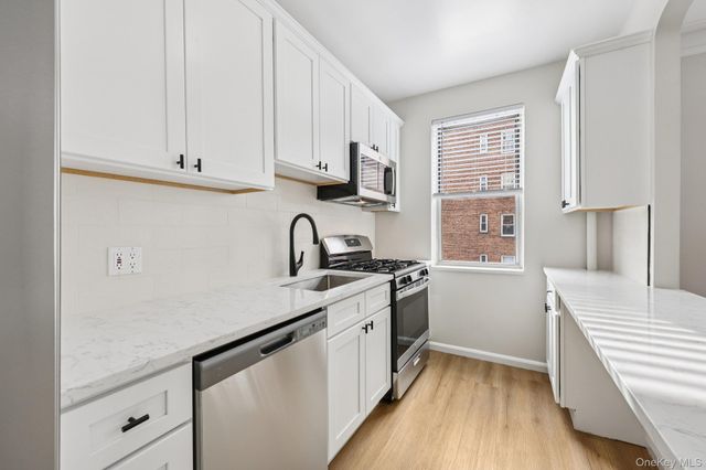 1 Bronxville Road 3S, Bronxville, NY 10708